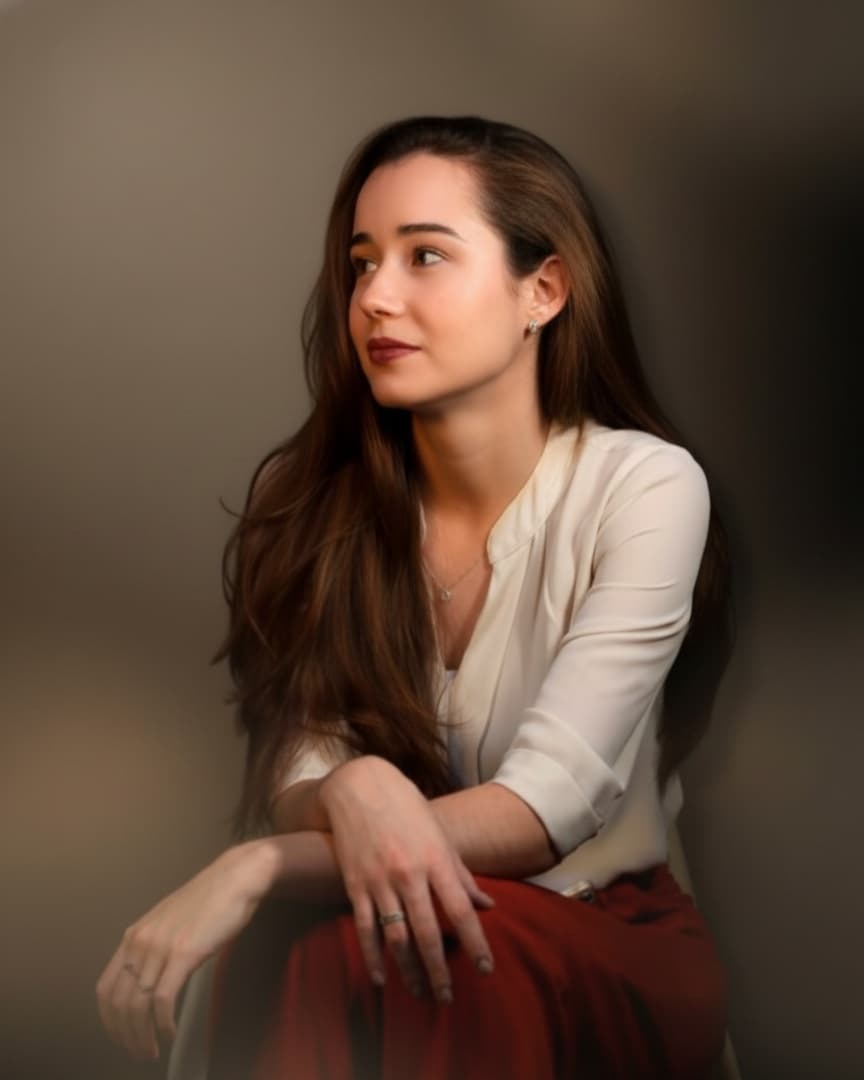 Jéssica Aurora em momento profissional